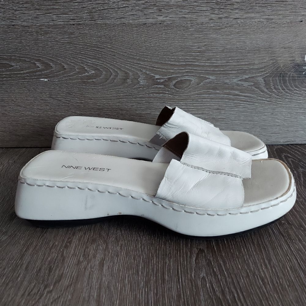 Nine West Vintage 90s White Platform Slip-on Sandals Size 9